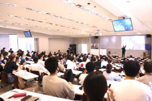 北九州市立大学で、ゲスト講師として「VUCA時代を生き抜くグローバルマインドとアントレプレナーシップをシリコンバレーから学ぼう」をテーマに講義を行いました